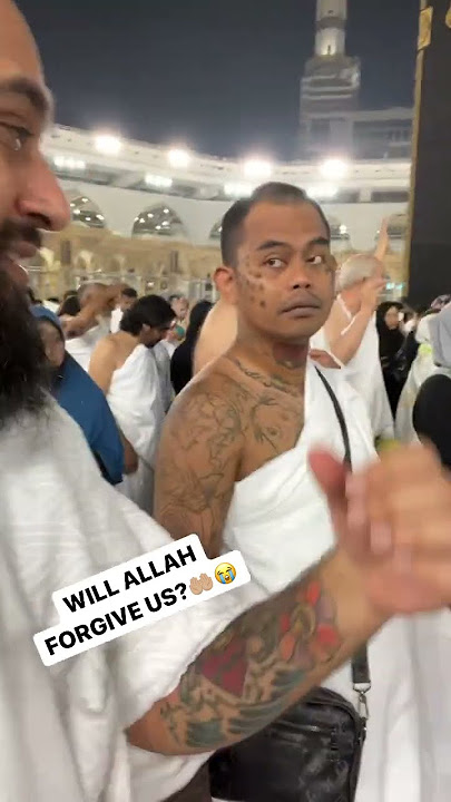 TATTOOED MUSLIMS IN MECCA!🕋 😮 #shorts