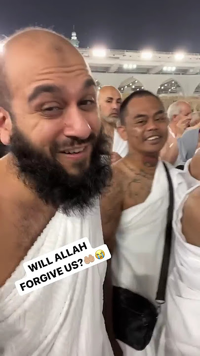 TATTOOED MUSLIMS IN MECCA!🕋 😮 #shorts