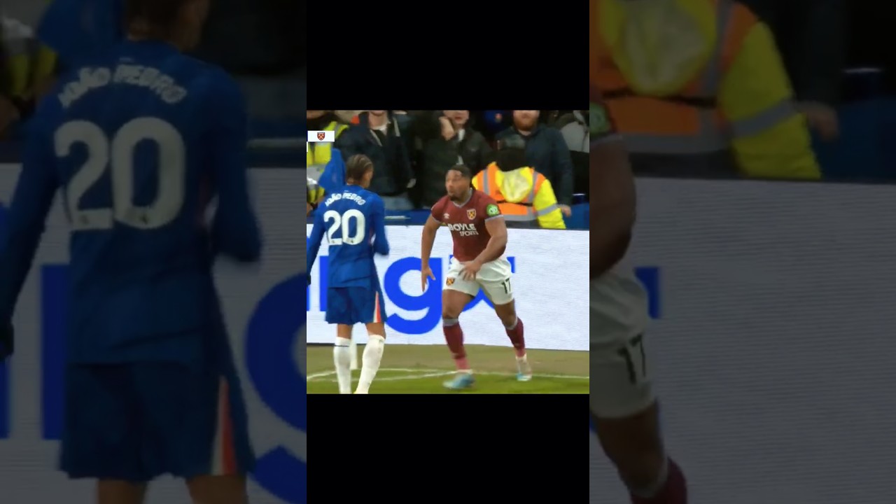 Хаос на «Стэмфорд Бридж» 😅 