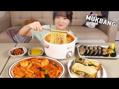 요리 먹방 🙂 오늘은 분식세트(열라면, 참치김밥, 떡볶이, 원팬 토스트)