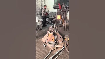 Inside the forging factory The Power of Team Forging: Steel Shaped Through Unity #forging #machine