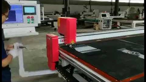 Operation video of cnc glass cutting machine