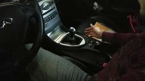 How to remove Infiniti G37 Nissan 370z Shift Knob NO DAMAGE