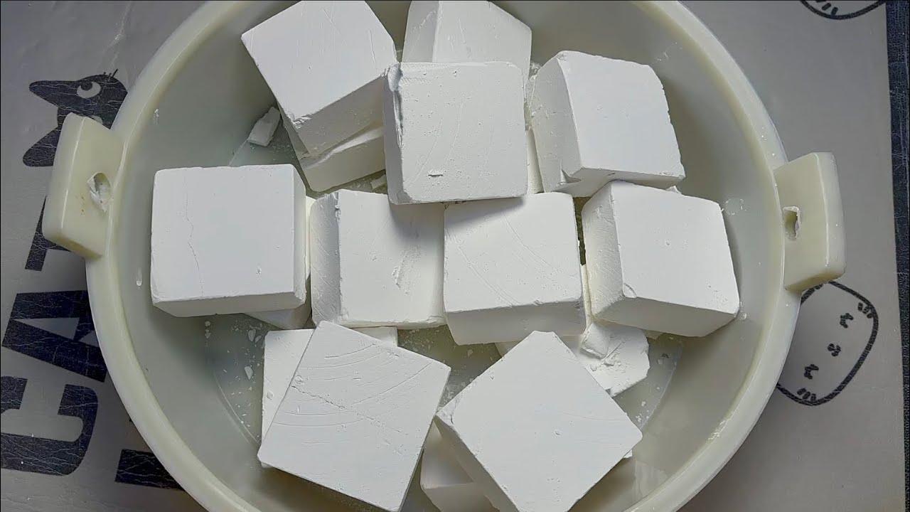 A Tub of Hard, Crisp White Gym Chalk～ ASMR