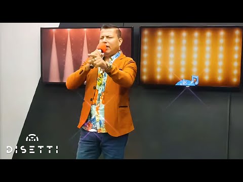 Nestor Álava - Amar Es Mucho Más, Es Algo Especial (En Vivo) | Bolero Rockolero