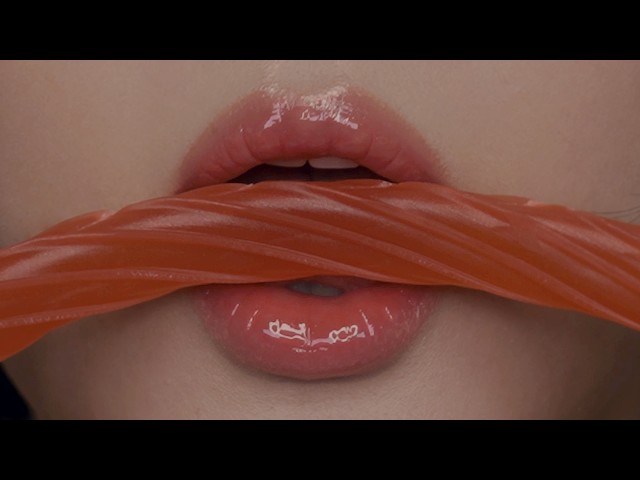 ASMR Delicate Noms on Candy.. Lots of Licks👅