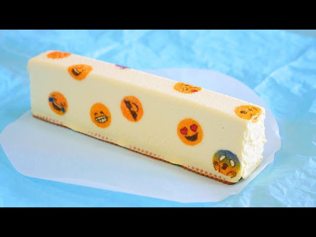Fluffy, No-bake Emoji Cheesecake ふんわり絵文字レアチーズケーキ