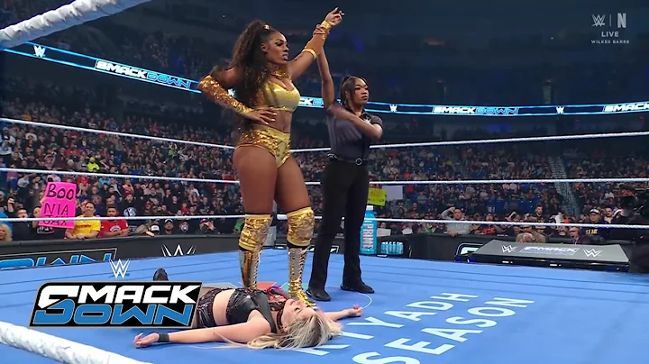 Alexa Bliss SHOCKED as Lash Legend STEALS the Win After Ringside Chaos