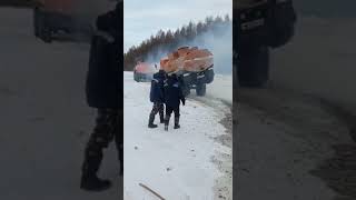 Хотели помочь но получилось как получилось 🤷‍♂️ #shorts #buldozer #exkavator #tehnics #tehnica_01