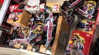 Transformers Toy Hunt #3- THE LAST KNIGHT!!!!! GRIMLOCK OR SLASH????