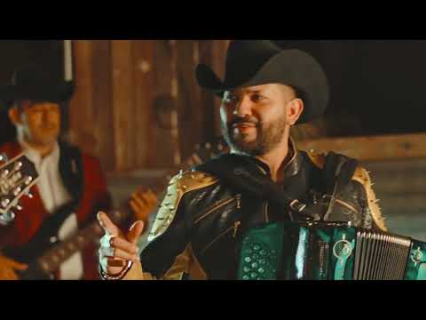 Tus Bellos Pechos VIDEO OFICIAL Los Gallitos de Chihuahua, Alfonso Cota y Los de La Sierra