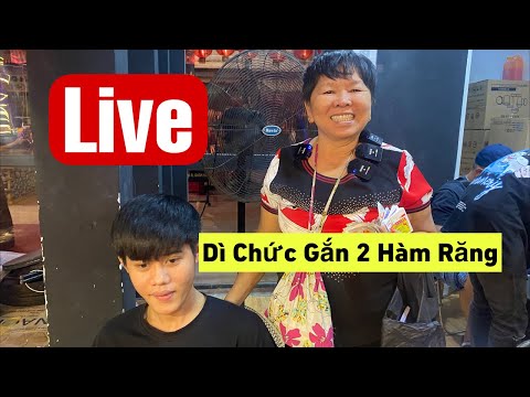 Dù Chức Gắn 2 Hàm Răng