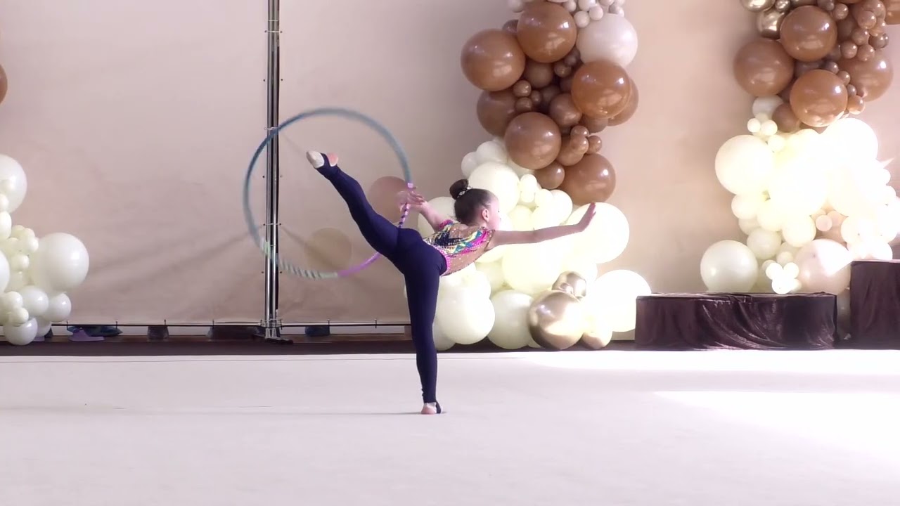 Пазич Яна 2018 обруч