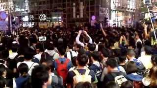 20141126 8點 警察衝向人群