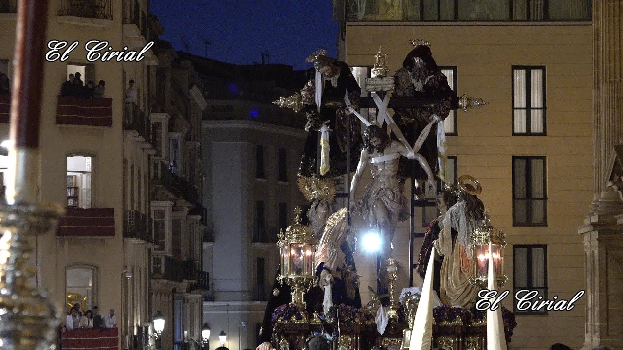 DESCENDIMIENTO MALAGA 2025 ENTRADA EN LA CATEDRAL 4K