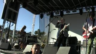 The Vaselines - &quot;The Devil Inside&quot; &amp; &quot;Hairy&quot; @ FYF Fest 2012