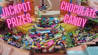 Scooping Up CHOCOLATES + CANDY in this BIG SWEET LAND JACKPOT  Arcade Candy Pusher