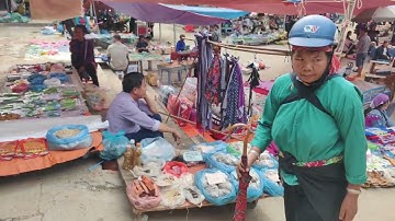 Chợ phiên Cốc Ly vùng cao Tây Bắc rực rỡ sắc màu, đông vui, đậm đà bản sắc dân tộc.