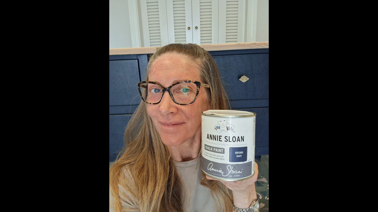 Transforma Mesitas de Noche con Chalk Paint de Annie Sloan, Tiradores Nuevos y Paintwash | DIY Fácil