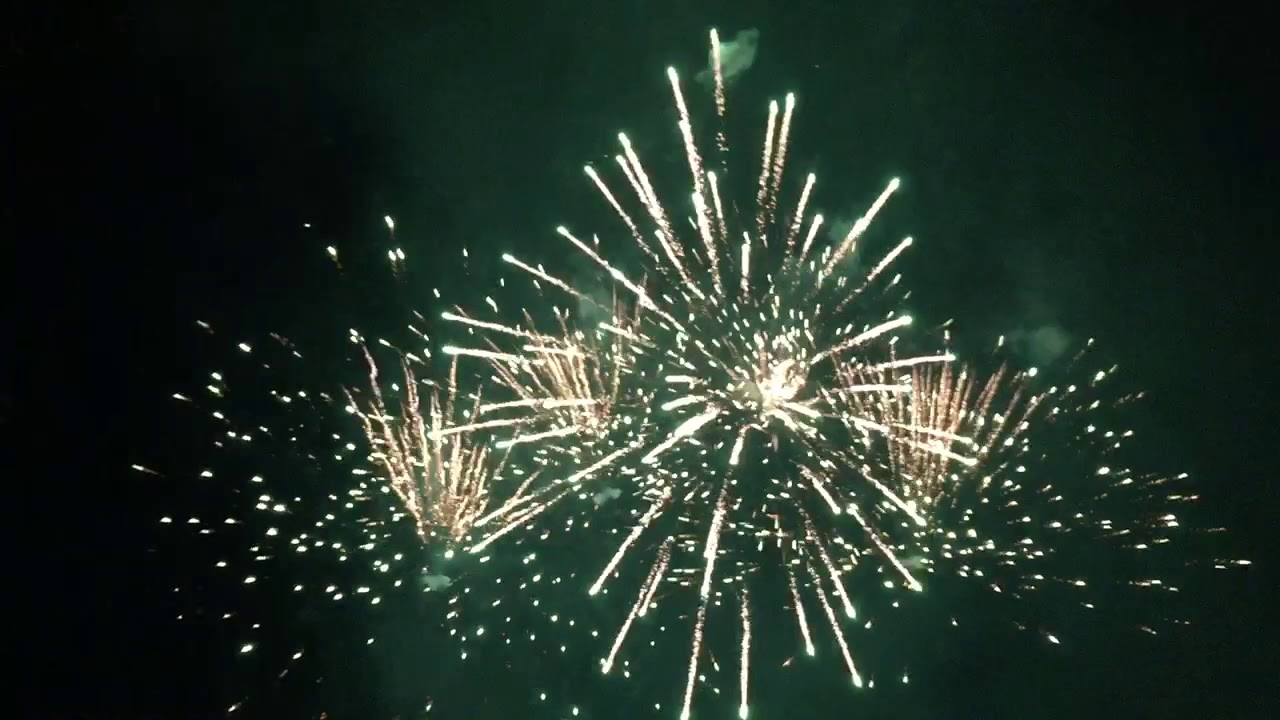 Backyard Firework Show Mainly Red Apple Fireworks 2018 Back Yard