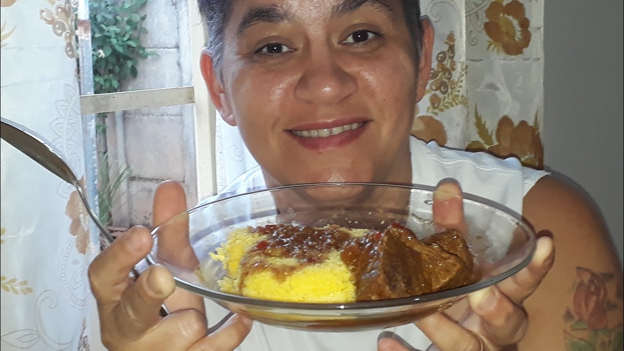 Cuscuz Com Carne de Panela