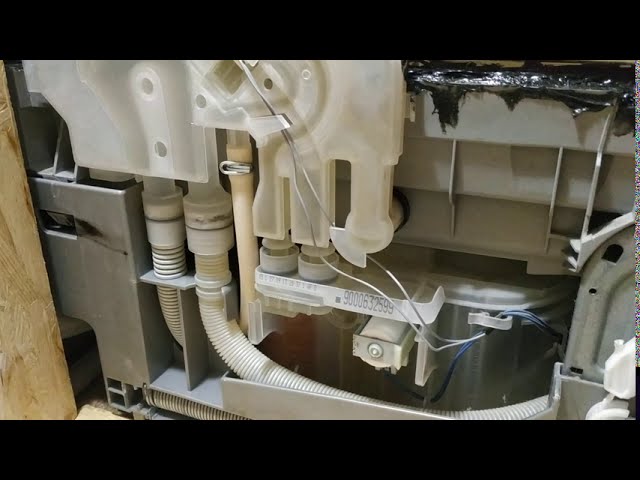 Bosch не набирает воду. Посудомоечная машина бош геркон. Клапан для воды посудомоечной машины Сименс. Геркон ПММ Bosch. Клапан воды посудомоечная машина bdis15021.