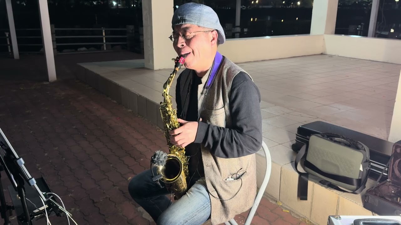 Besame mucho cover by Michael