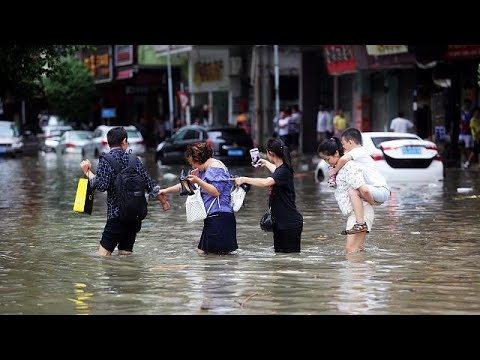 Videó: Hurrikán Kínában: 