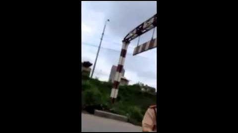 Cảnh sát giao thông và tài xế cãi nhau (full) !