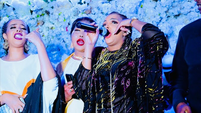 Ikki marta anal BBW porno