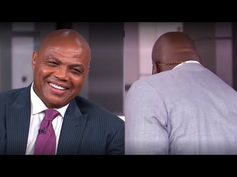 Shaq Walks off