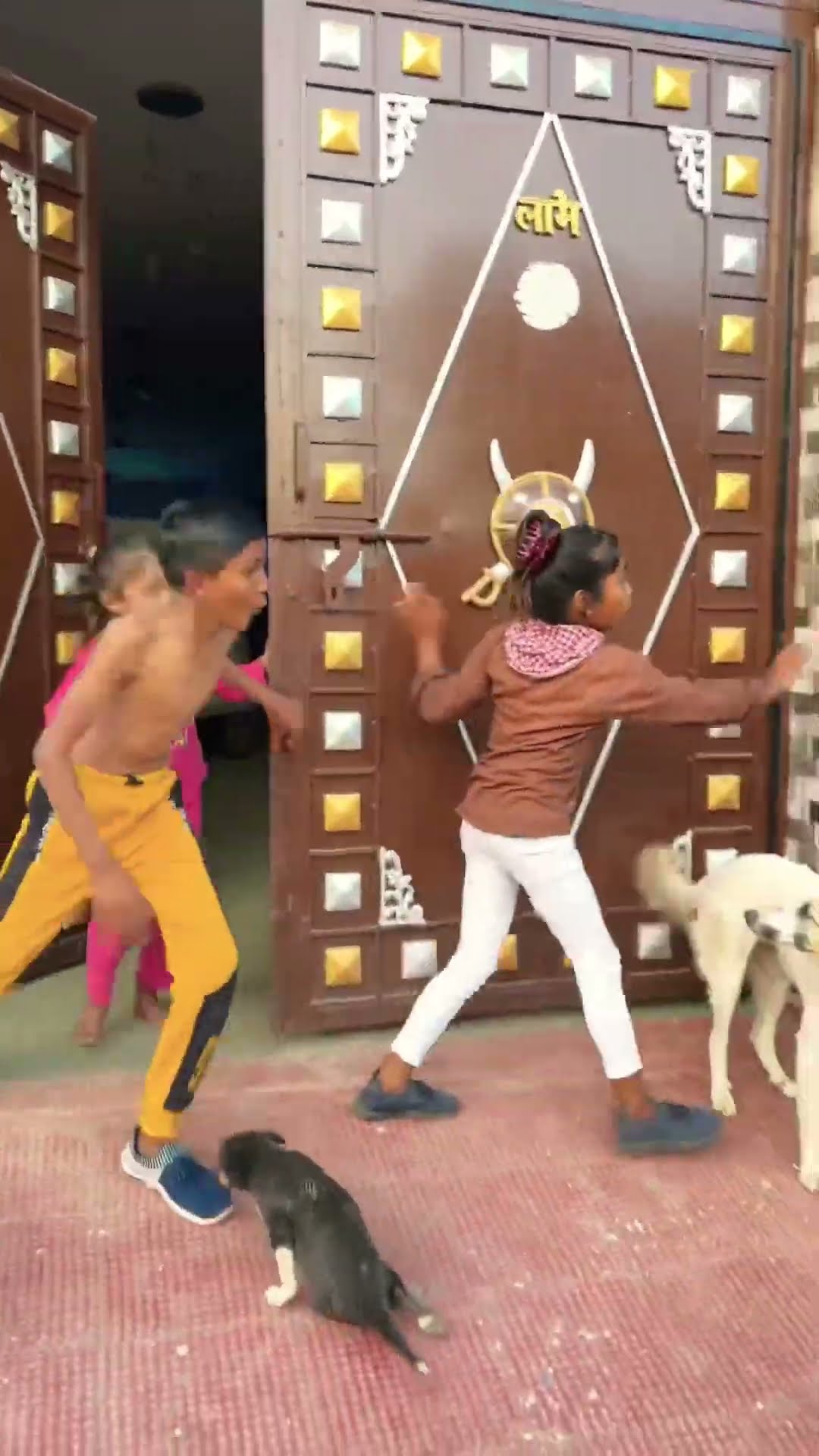 Bhai ke lie like banata hai ??? #shortvideo #funnyvideo