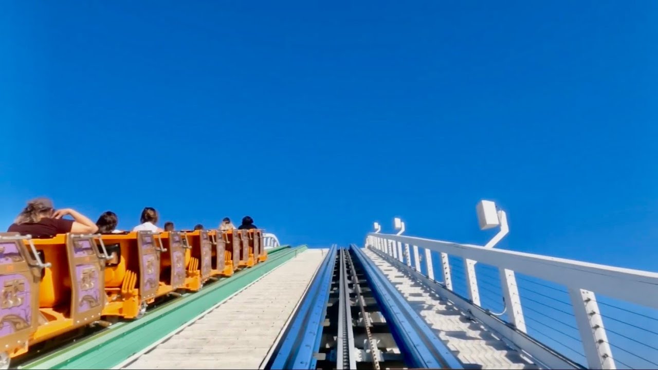 Twisted Colossus CRAZY RMC Roller Coaster (RACING 4K POV!) | Six Flags ...