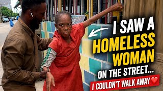 I Stopped to Help a Homeless Woman… Her Reaction Touched Me ❤️