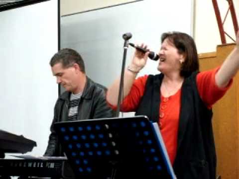 Mercy Seat - Sue O'Brien live at Kiwisong 2010