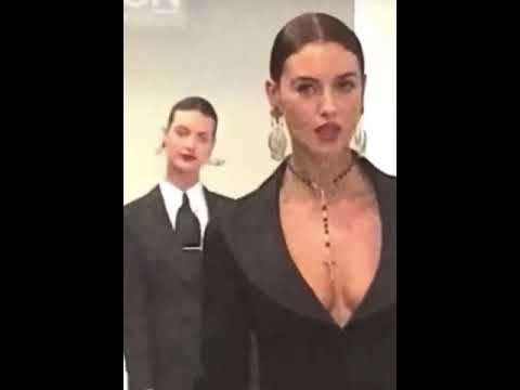 Monica Bellucci 1995 show Dolce Gabbana | Fashion Star