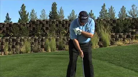 Butch Harmon on the Correct Takeaway | Golf Lesson...