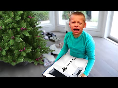 He SCREAMS After Getting Fake PS5 For Christmas..