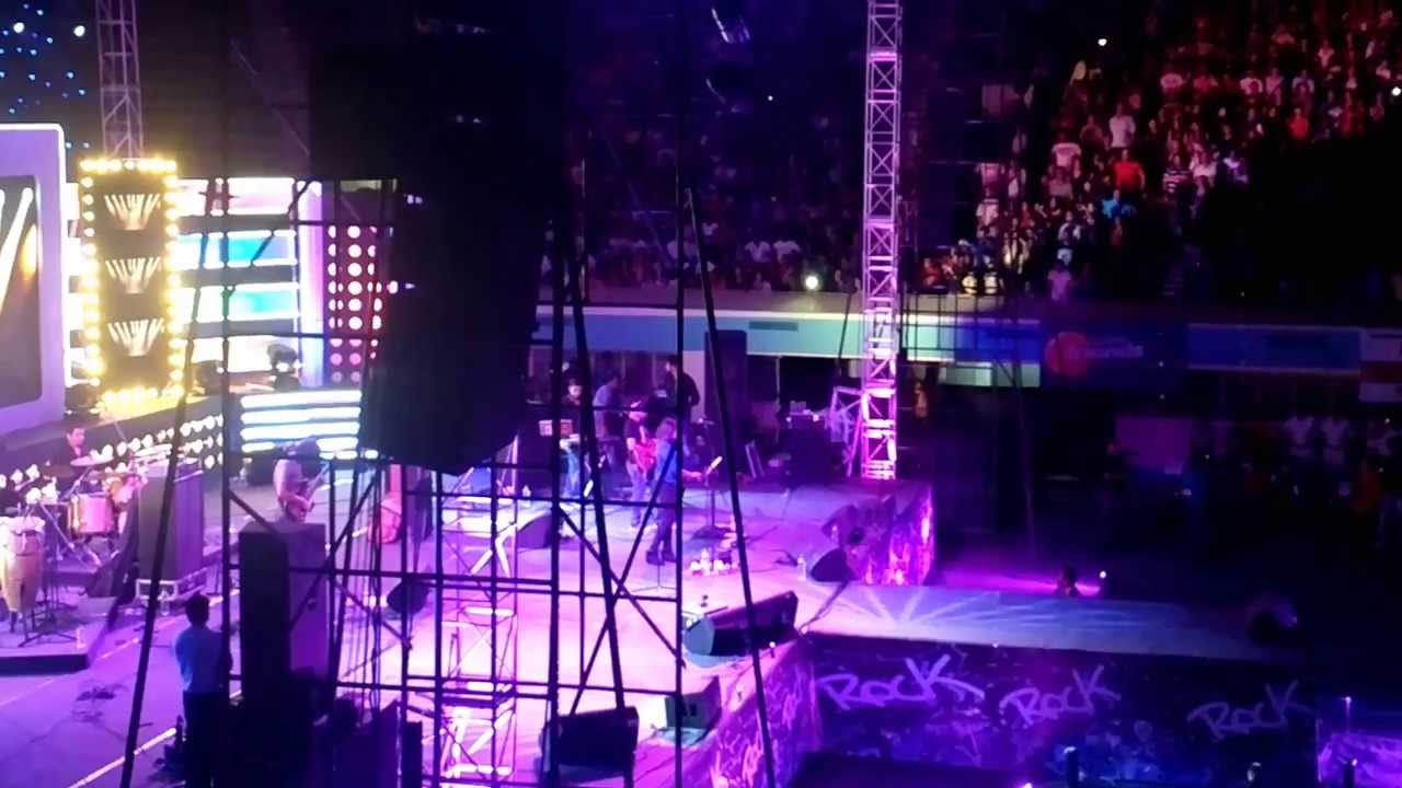 Tonton Sinbad The Sailor (Entry song) - Farhan Akhtar Live - Kolkata di YouTube Tonton Sinbad The Sailor (Entry song) - Farhan Akhtar Live - Kolkata di YouTube