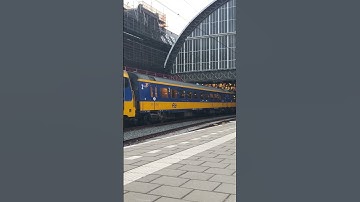 NS TRAXX vertrekt met lege mat rit van de ICR afscheidsrit uit station Amsterdam Centraal! #shorts