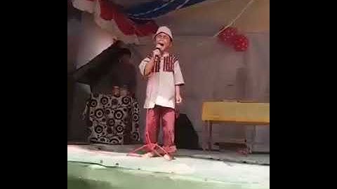 Anak kecil ngaji tapi lucu