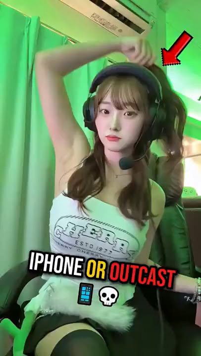 Japanese Girls Are Obsessed With iPhones 📱😶‍🌫️ #japan