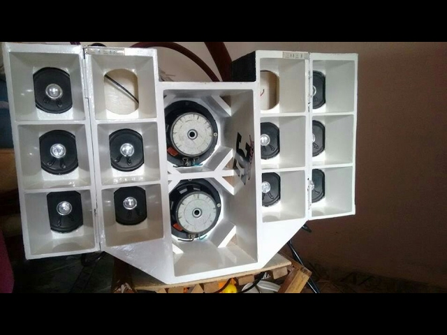 Mini paredão com Quatro caixas - Áudio, TV, vídeo e fotografia