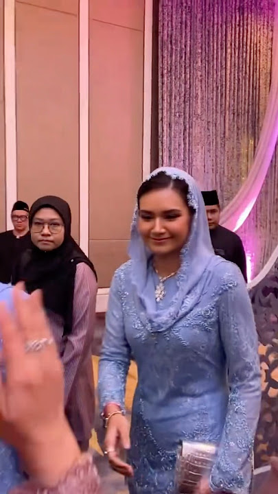 Cantik dan manis senyuman Puteri Sulung Sultan Terengganu