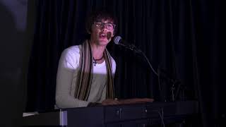 Elton John Medley - Henno William Cover (Live) chords