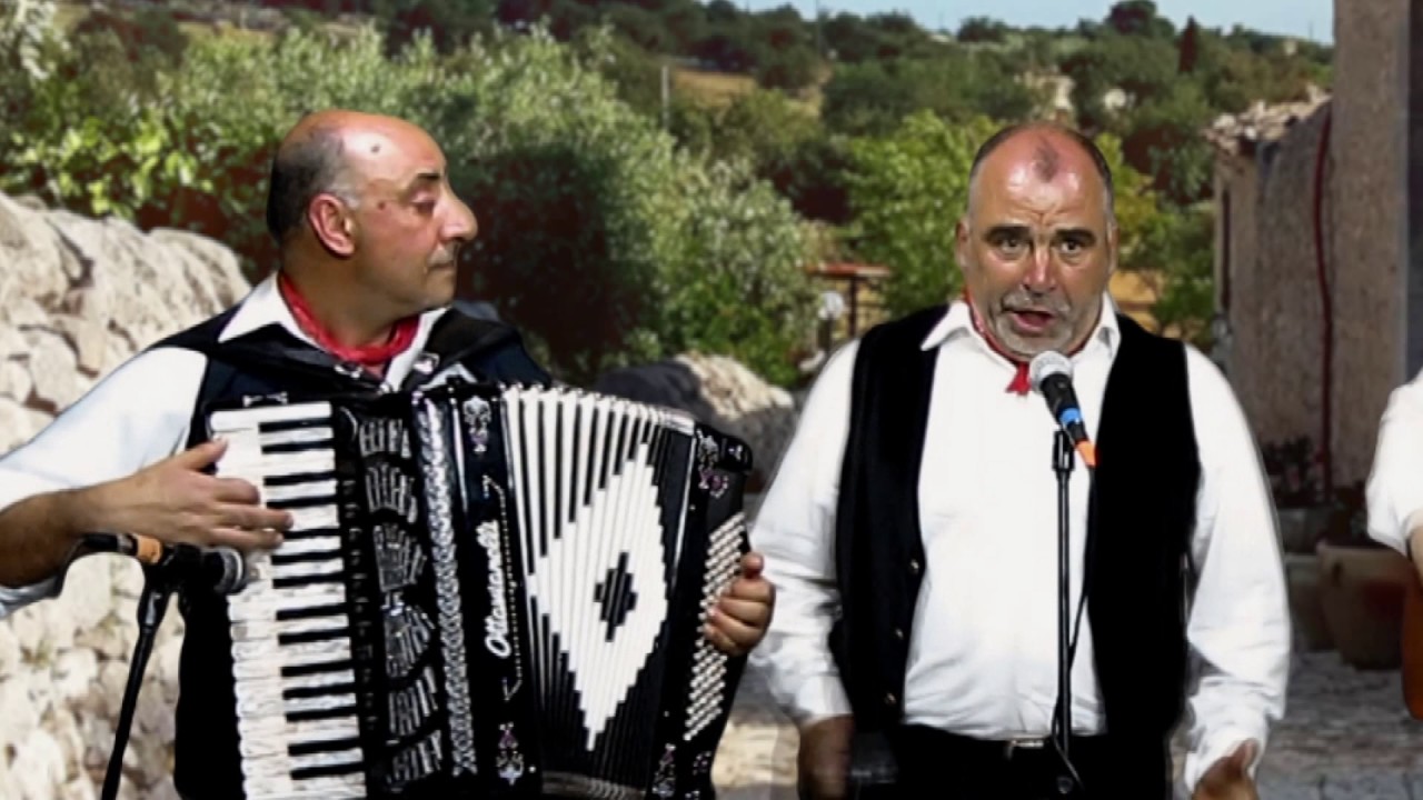 Ciuri Ciuri - Vitti na' crozza. Piero Del Vecchio.