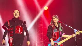 Download Lagu LUPA INGATAN  —  KONSER 2 DEKADE KOTAK MP3