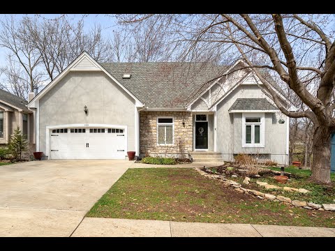 408 NW Cottonwood Dr, Lee's Summit, MO home video tour
