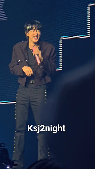 [250730] Accidentally making Jin laugh with my posessed singing - Newark D1 RunSeokjin_ep.tour