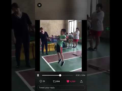 Video: L'uomo Brucia Chimicamente Bambini E Insegnanti A Scuola In Cina